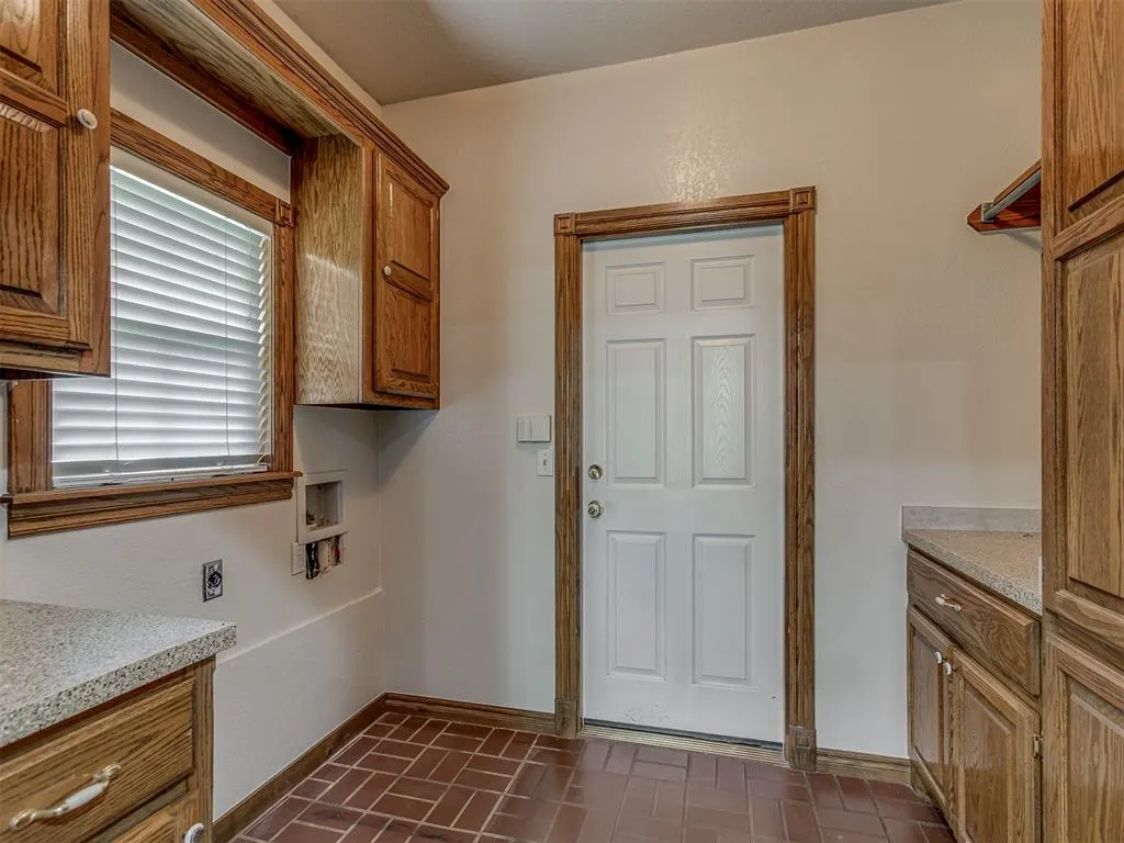 Photo 37 — 217 S Roselawn Avenue, Midwest City, OK 73130