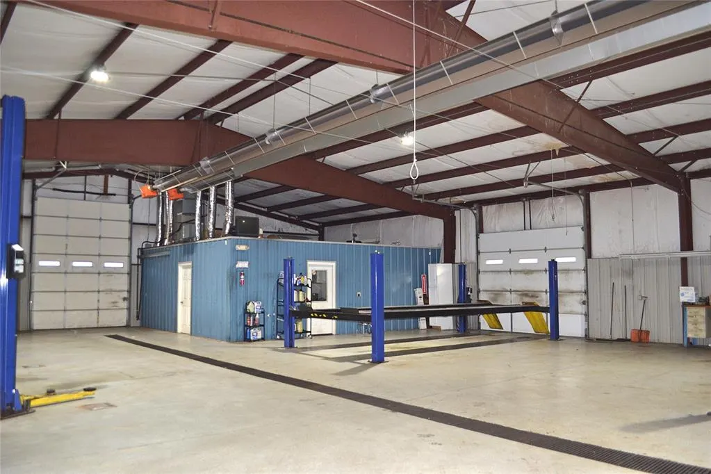 Photo 14 — Address unavailable, Bethany, OK 73008