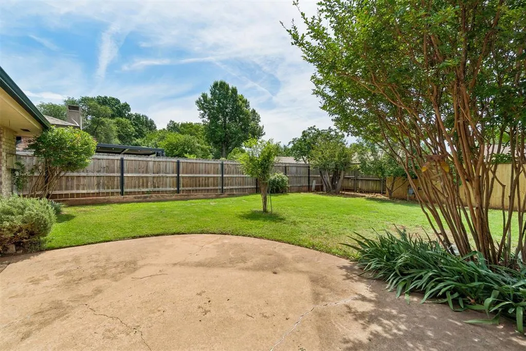 Photo 4 — 516 Pepperdine Avenue, Edmond, OK 73013