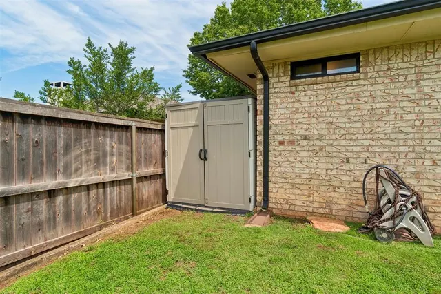 Photo 6 — 516 Pepperdine Avenue, Edmond, OK 73013