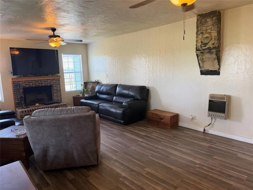 Photo 13 — 23070 County Road 3416, Byars, OK 74831