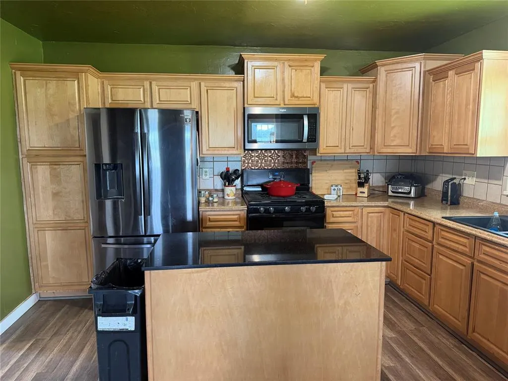 Photo 17 — 23070 County Road 3416, Byars, OK 74831