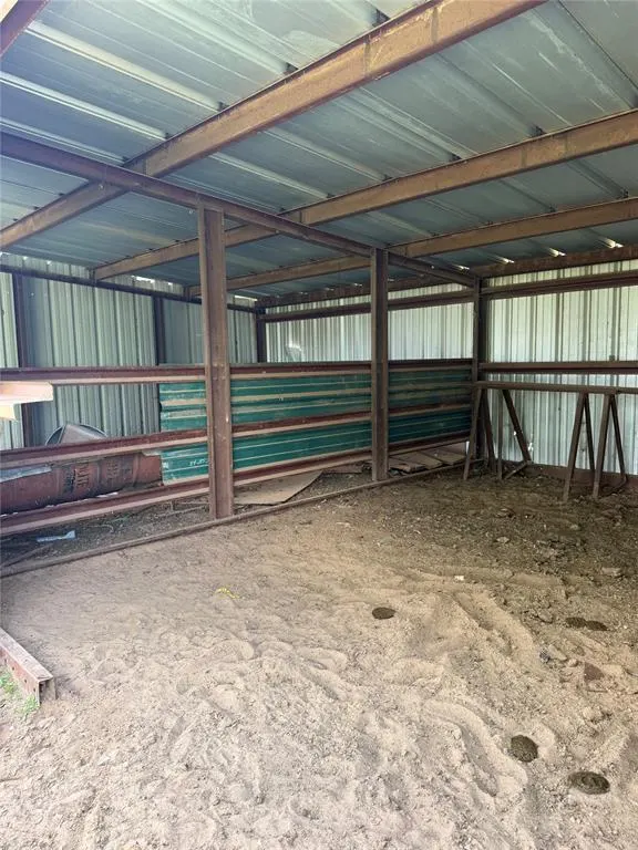 Photo 38 — 23070 County Road 3416, Byars, OK 74831