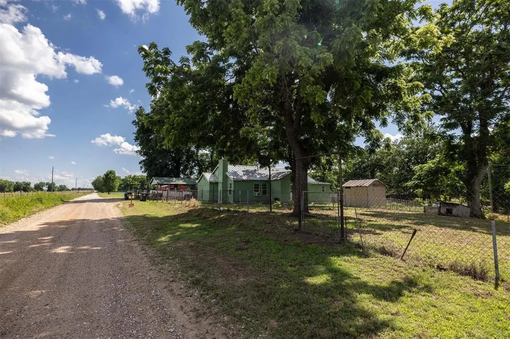 Photo 45 — 23070 County Road 3416, Byars, OK 74831