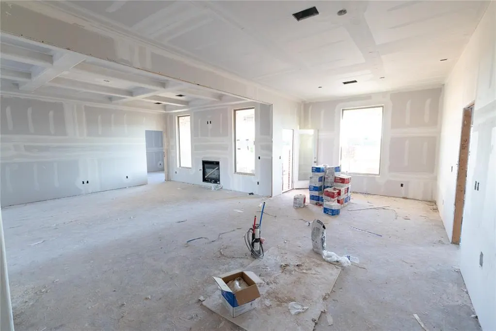 Photo 3 — 816 Peony Place, Edmond, OK 73034