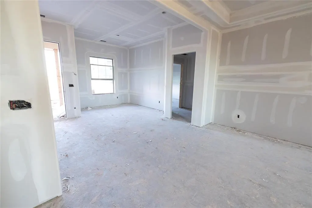 Photo 10 — 816 Peony Place, Edmond, OK 73034