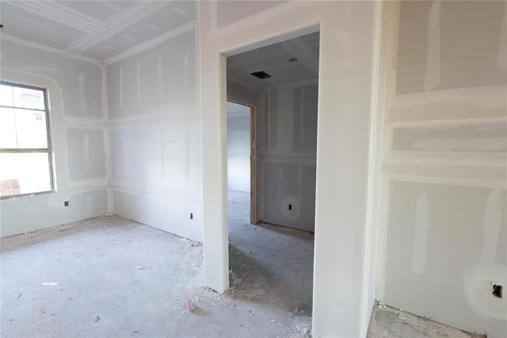Photo 12 — 816 Peony Place, Edmond, OK 73034