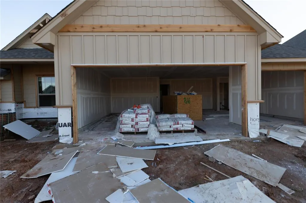 Photo 18 — 816 Peony Place, Edmond, OK 73034