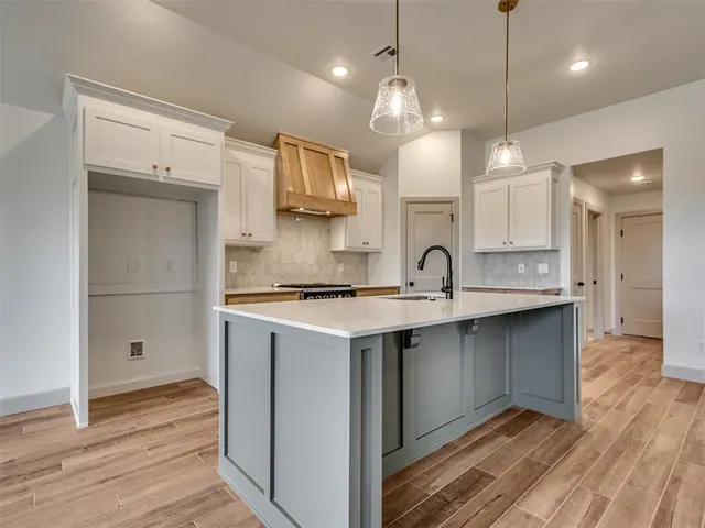 Photo 5 — 12405 Dolche Vita Drive, Yukon, OK 73099