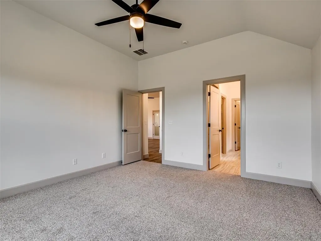 Photo 17 — 12405 Dolche Vita Drive, Yukon, OK 73099