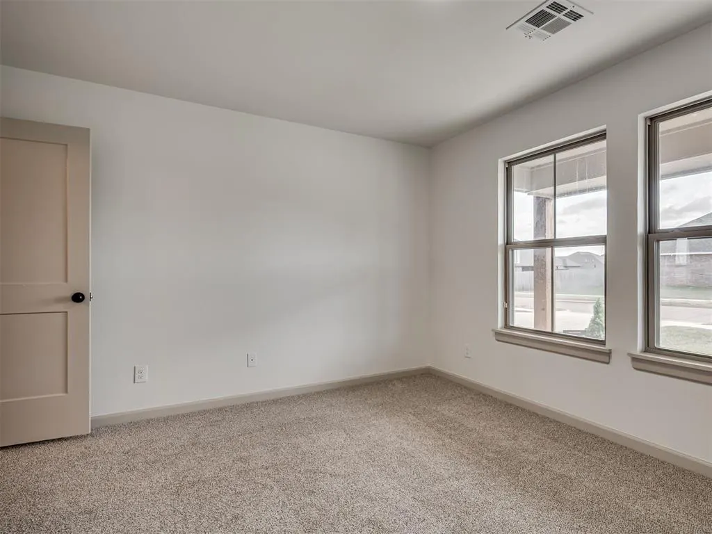 Photo 26 — 12405 Dolche Vita Drive, Yukon, OK 73099