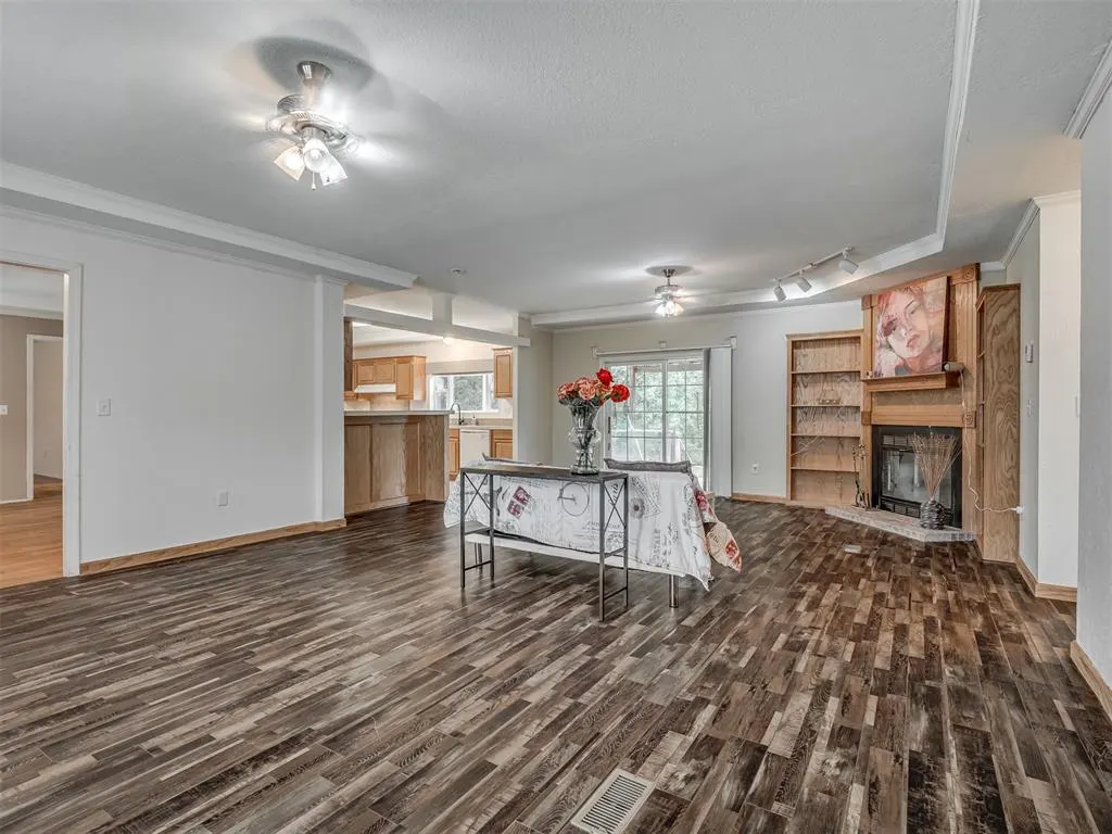 Photo 2 — 36950 Little River Road, Tecumseh, OK 74873