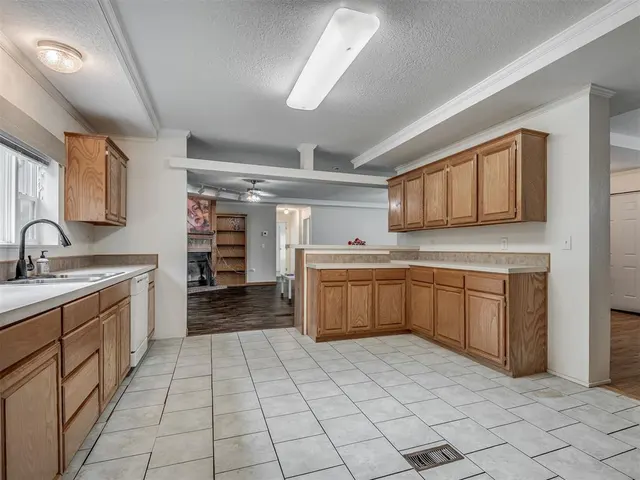 Photo 4 — 36950 Little River Road, Tecumseh, OK 74873