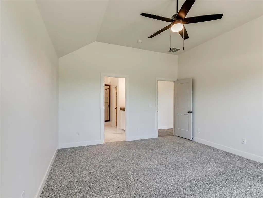 Photo 14 — 12417 Dolche Vita Drive, Yukon, OK 73099