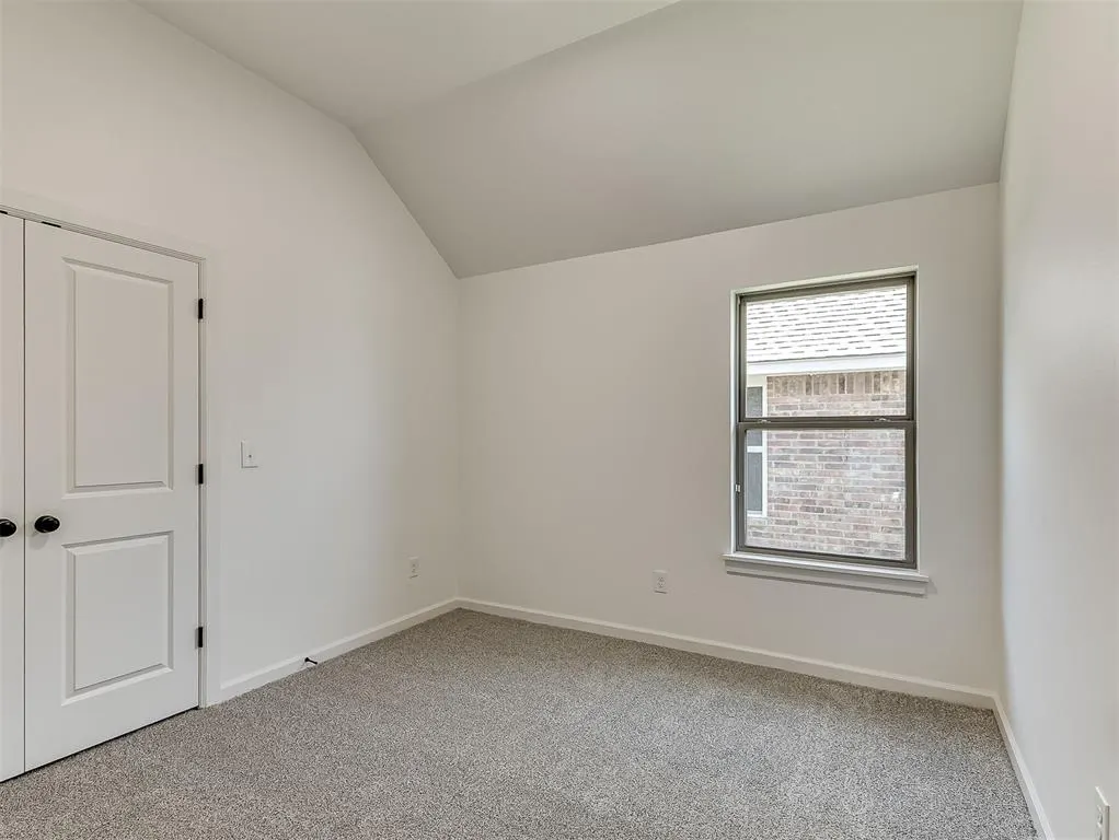 Photo 20 — 12425 Dolche Vita Drive, Yukon, OK 73099