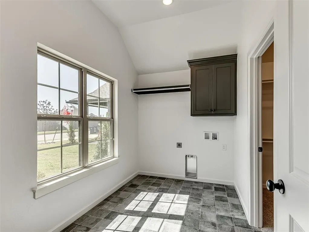 Photo 27 — 12425 Dolche Vita Drive, Yukon, OK 73099