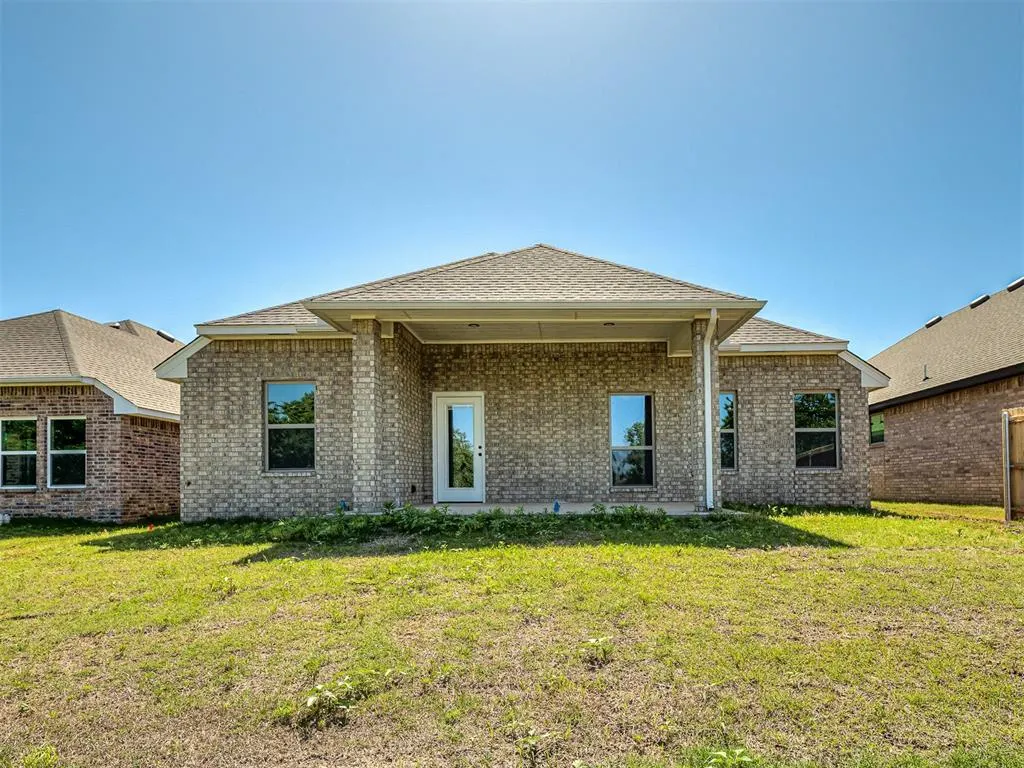 Photo 34 — 12425 Dolche Vita Drive, Yukon, OK 73099
