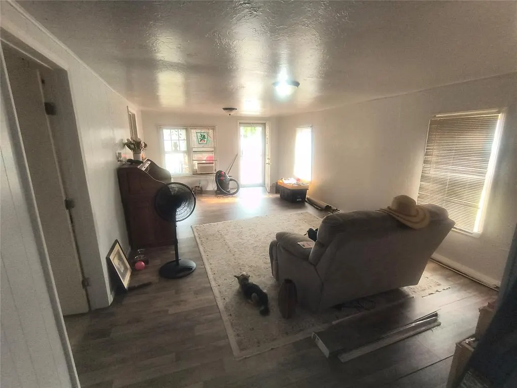 Photo 5 — 2315 SW 23rd Street, Oklahoma City, OK 73108