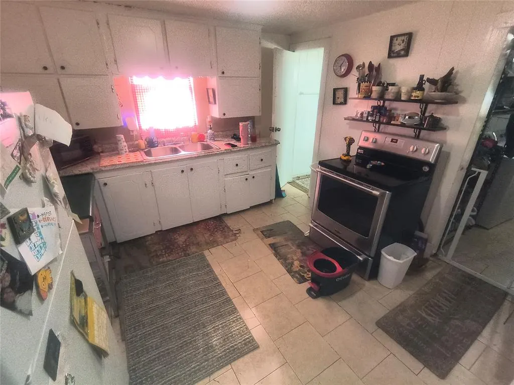 Photo 6 — 2315 SW 23rd Street, Oklahoma City, OK 73108