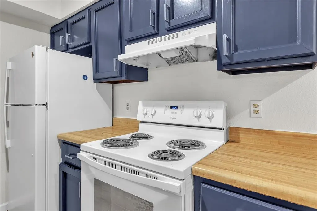 Photo 4 — 11425 Springhollow Road 1602, Oklahoma City, OK 73120