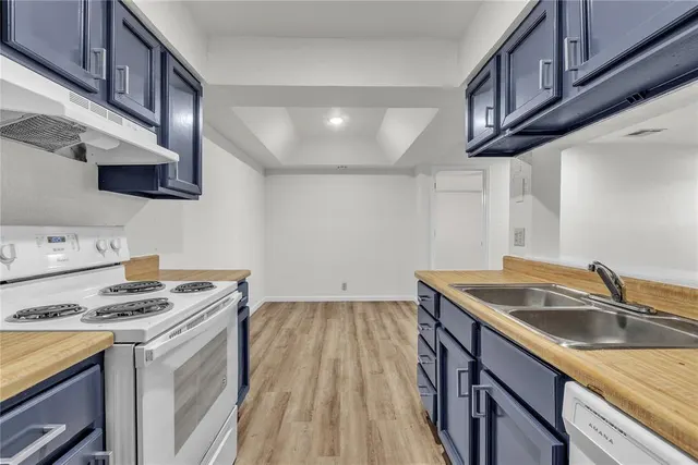 Photo 5 — 11425 Springhollow Road 1602, Oklahoma City, OK 73120