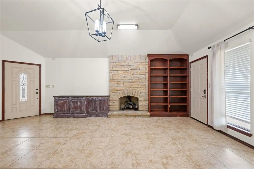 Photo 2 — 1100 NW 138th Street, Edmond, OK 73013