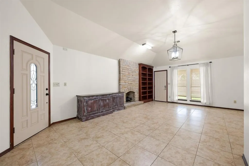 Photo 3 — 1100 NW 138th Street, Edmond, OK 73013