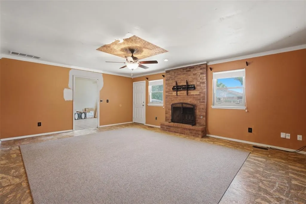 Photo 5 — 1018 W Windsor Way, Mustang, OK 73064