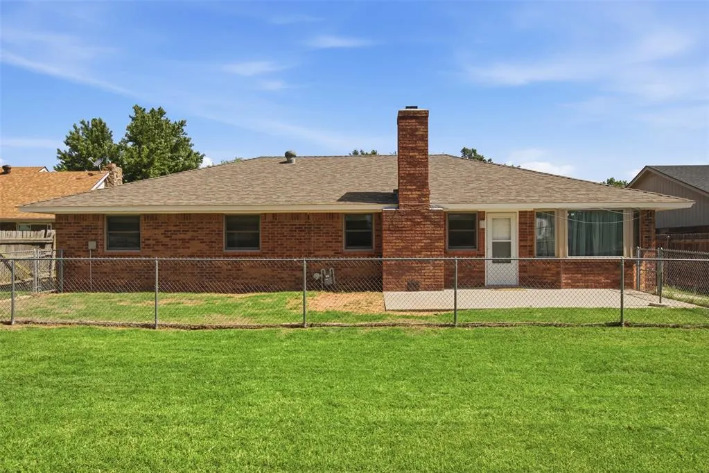 Photo 22 — 1018 W Windsor Way, Mustang, OK 73064