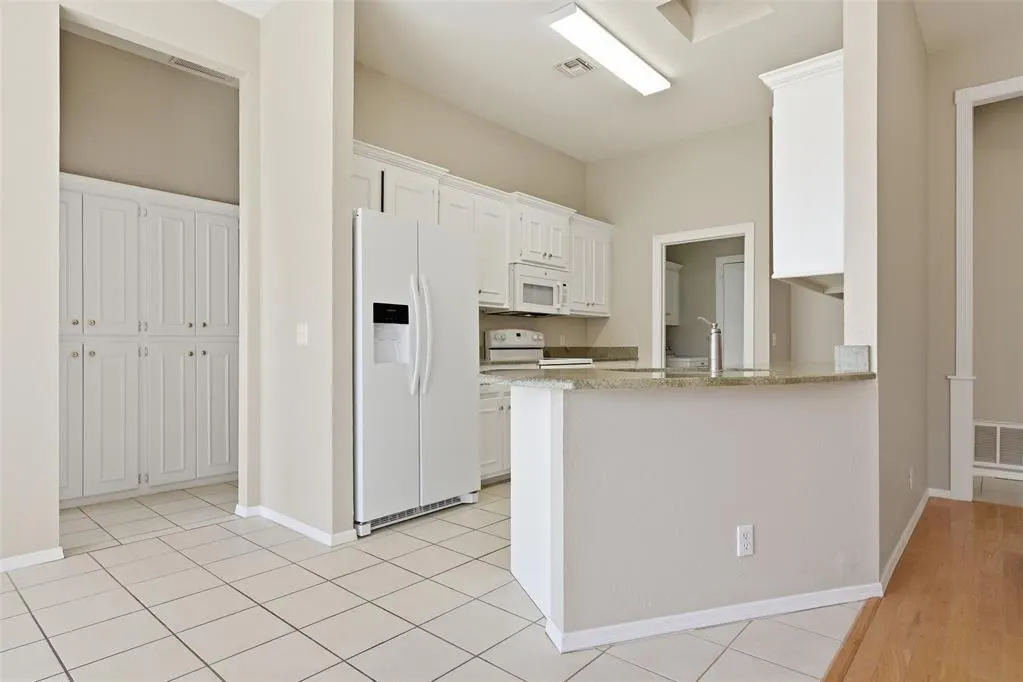 Photo 14 — 1824 Fairmont Lane, Edmond, OK 73013