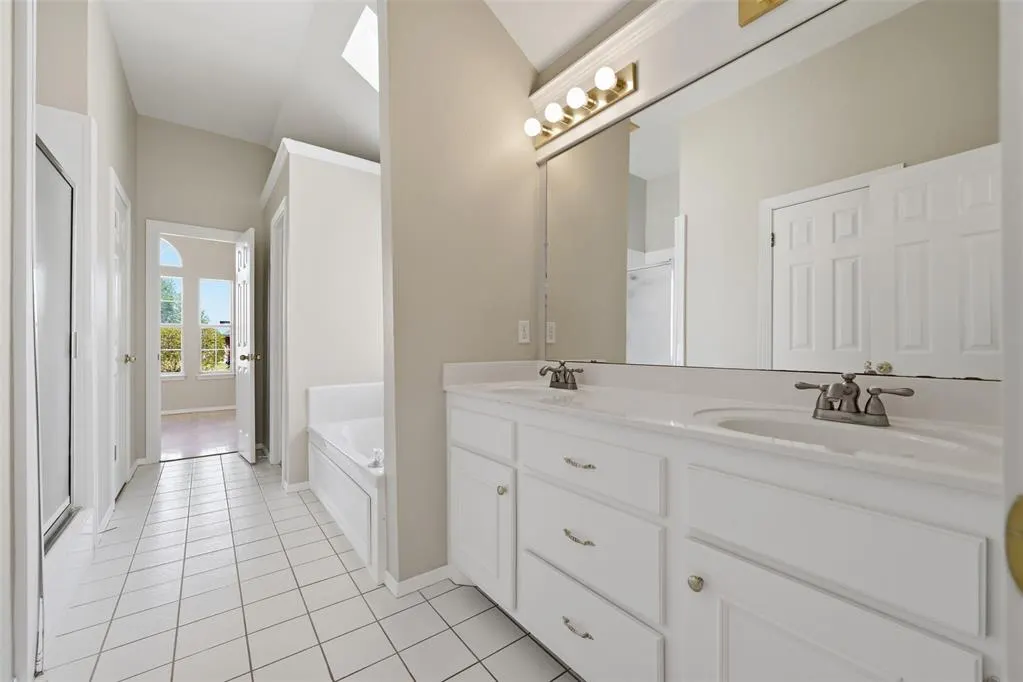 Photo 19 — 1824 Fairmont Lane, Edmond, OK 73013