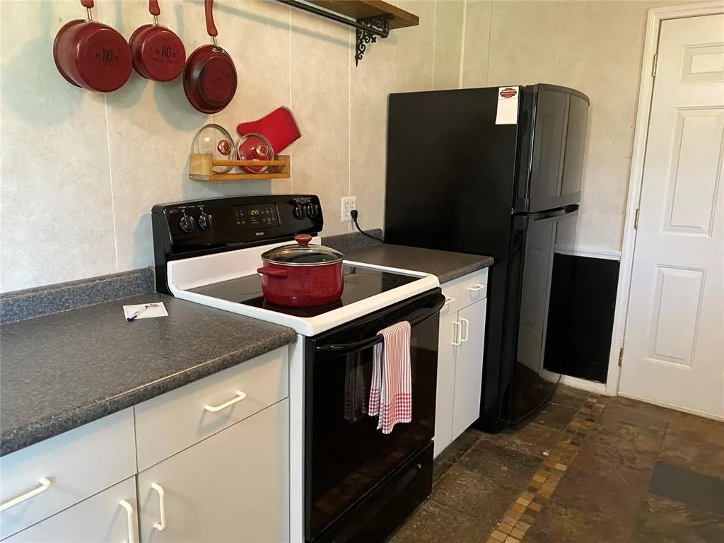 Photo 6 — 8 W Pulaski Street, Shawnee, OK 74804