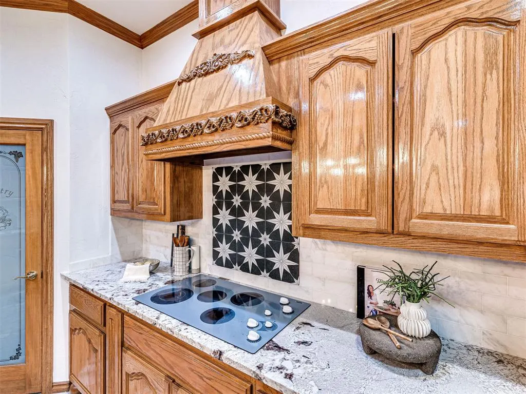 Photo 22 — 20611 Deer Springs Circle, Edmond, OK 73012