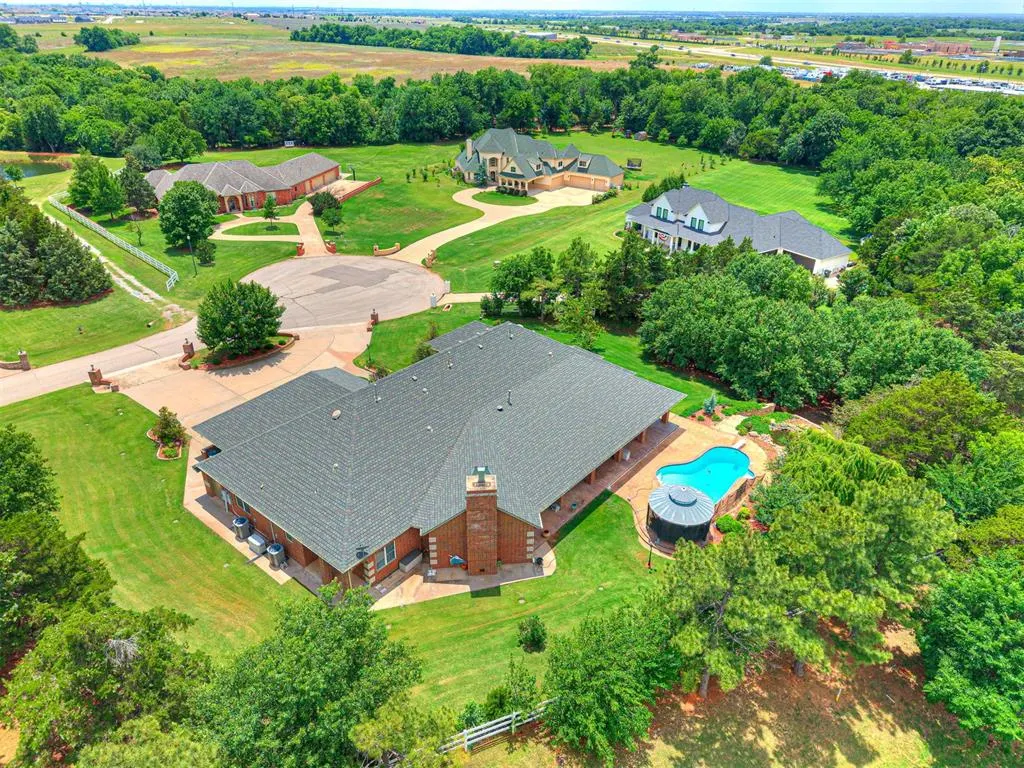 Photo 45 — 20611 Deer Springs Circle, Edmond, OK 73012