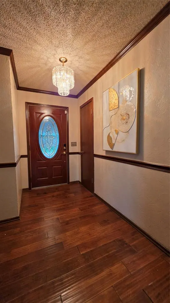 Photo 3 — 340 NE 60th Street, Oklahoma City, OK 73105