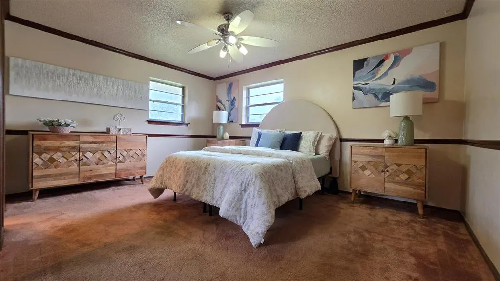 Photo 7 — 340 NE 60th Street, Oklahoma City, OK 73105