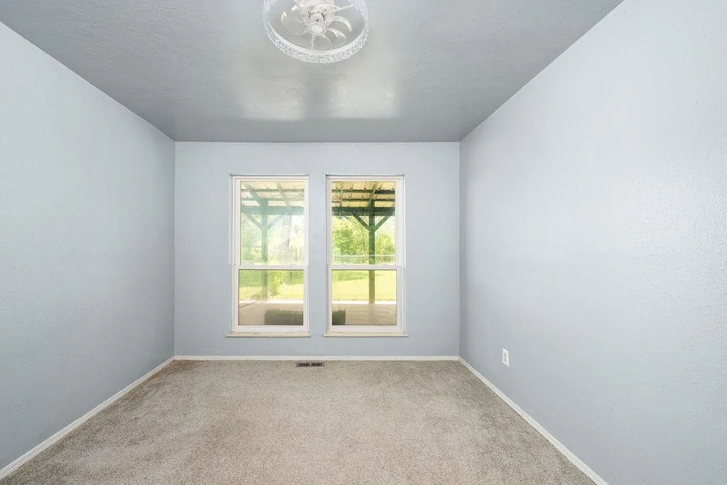 Photo 13 — 15615 S Pottawatomie Road, McLoud, OK 74851