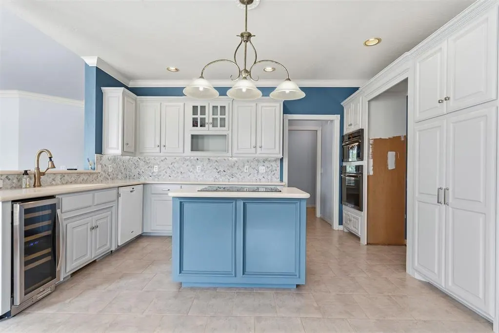 Photo 11 — 617 W Riverwalk Court, Norman, OK 73072