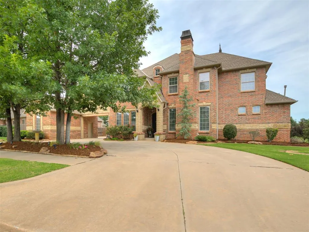 Photo 2 — 9525 SW 35th Terrace, Oklahoma City, OK 73179