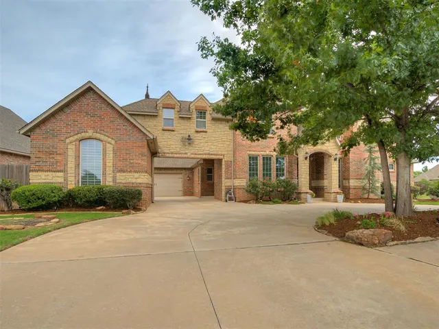 Front exterior — 9525 SW 35th Terrace, Oklahoma City, OK 73179