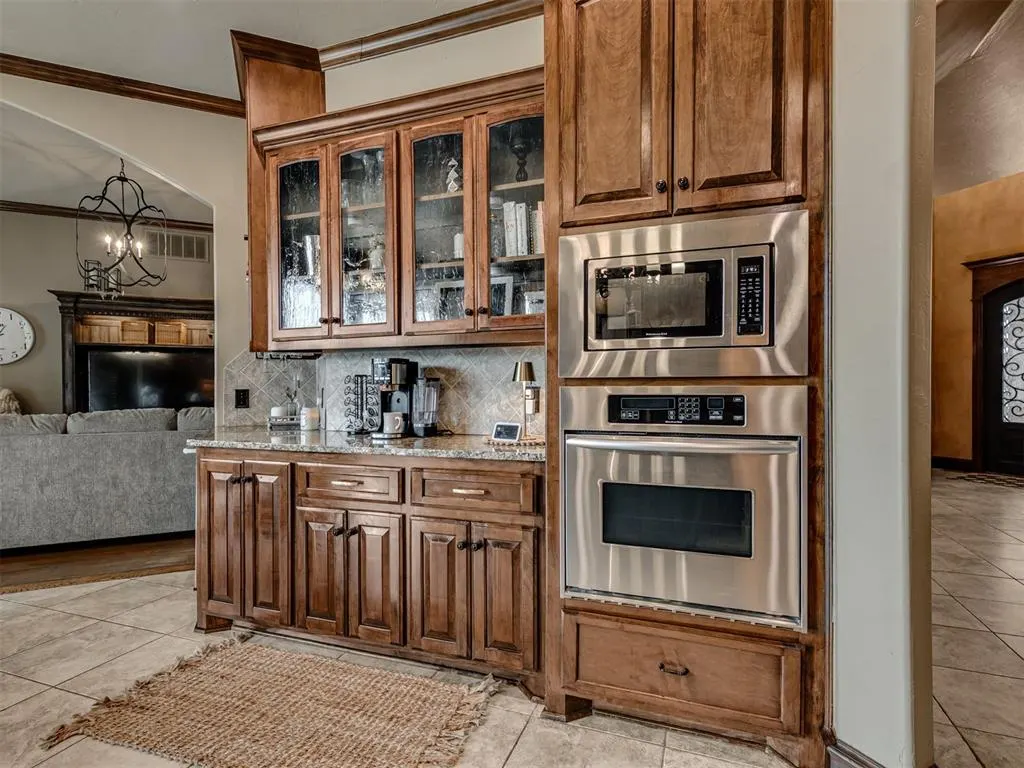 Photo 13 — 9525 SW 35th Terrace, Oklahoma City, OK 73179