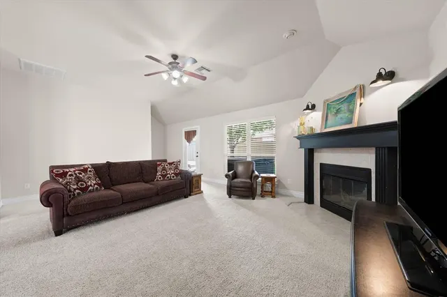 Photo 7 — 11008 NW 104th Terrace, Yukon, OK 73099