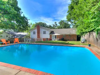Sold home at 5113 NW 25th Street