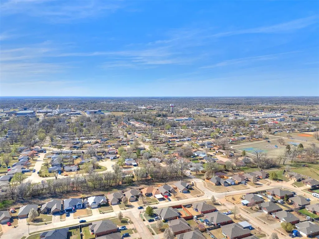 Photo 24 — 609 Linden Lane, Mustang, OK 73064