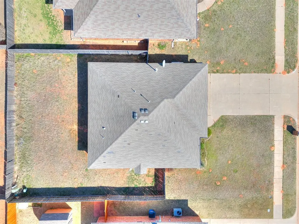Photo 38 — 609 Linden Lane, Mustang, OK 73064