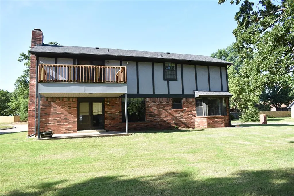Photo 8 — 2430 Northwood Drive, Seminole, OK 74868