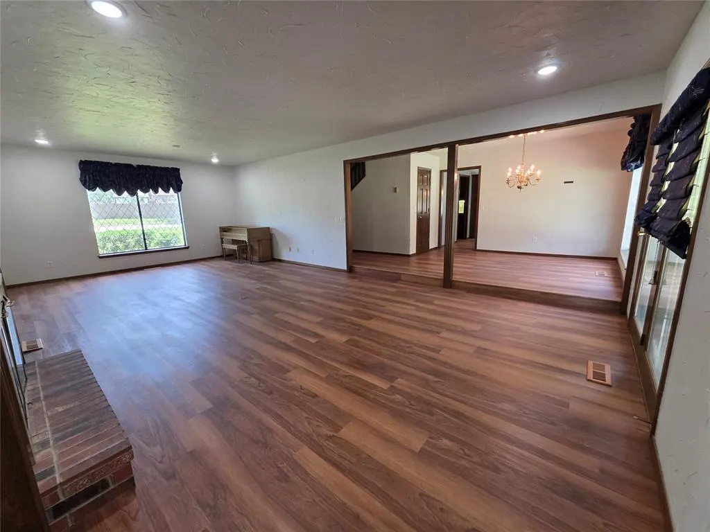 Photo 12 — 2430 Northwood Drive, Seminole, OK 74868