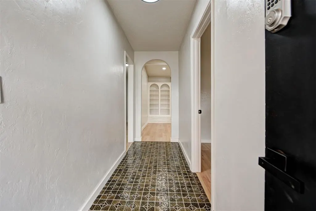 Photo 6 — 11209 Bel Air Place, Oklahoma City, OK 73120