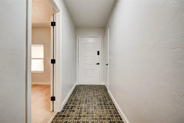 Photo 7 — 11209 Bel Air Place, Oklahoma City, OK 73120