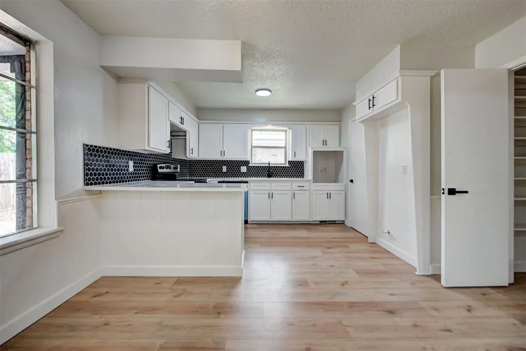 Photo 18 — 11209 Bel Air Place, Oklahoma City, OK 73120
